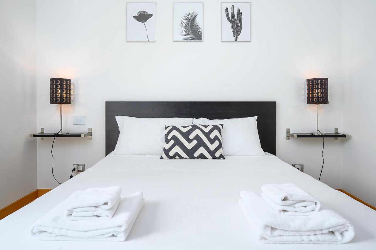 Stylish Condo Garibaldi Sempione 85M2 - Self Check-In มิลาน ภายนอก รูปภาพ